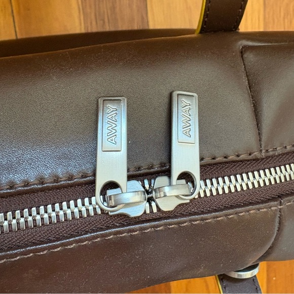 AWAY The Mini Everywhere Bag with Contrast Edge - Picture 9 of 12